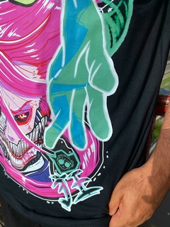 CAMISETA MOMO / AIRA