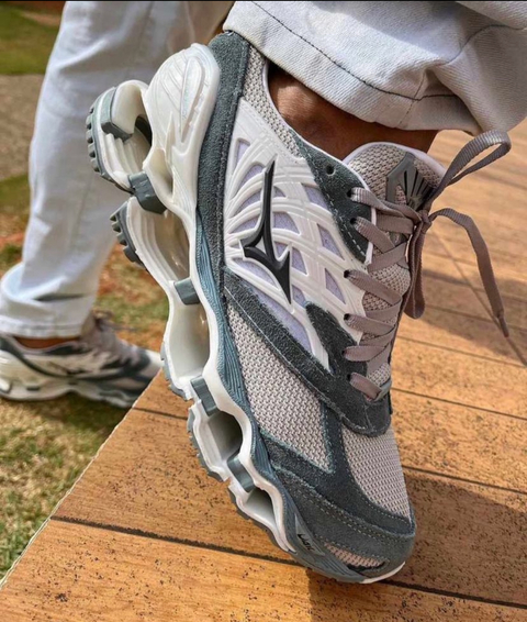 TÊNIS MIZUNO WAVE PROPHECY LS