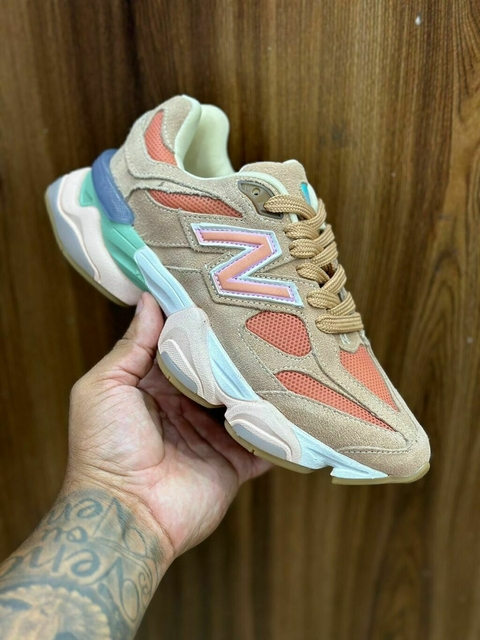 Tênis New Balance 9060