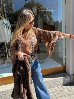 BLUSA "LEONOR" en internet