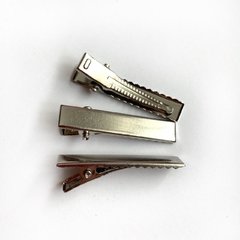 Bico de Pato Com Dentinhos 3cm (100 unidades) - comprar online