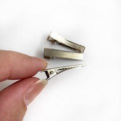 Bico de Pato Com Dentinhos 3cm (100 unidades) na internet