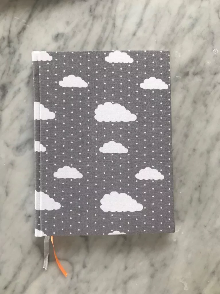 Baby Book Tapa de Tela * Nubes* A5 (15*21cm) interior celeste