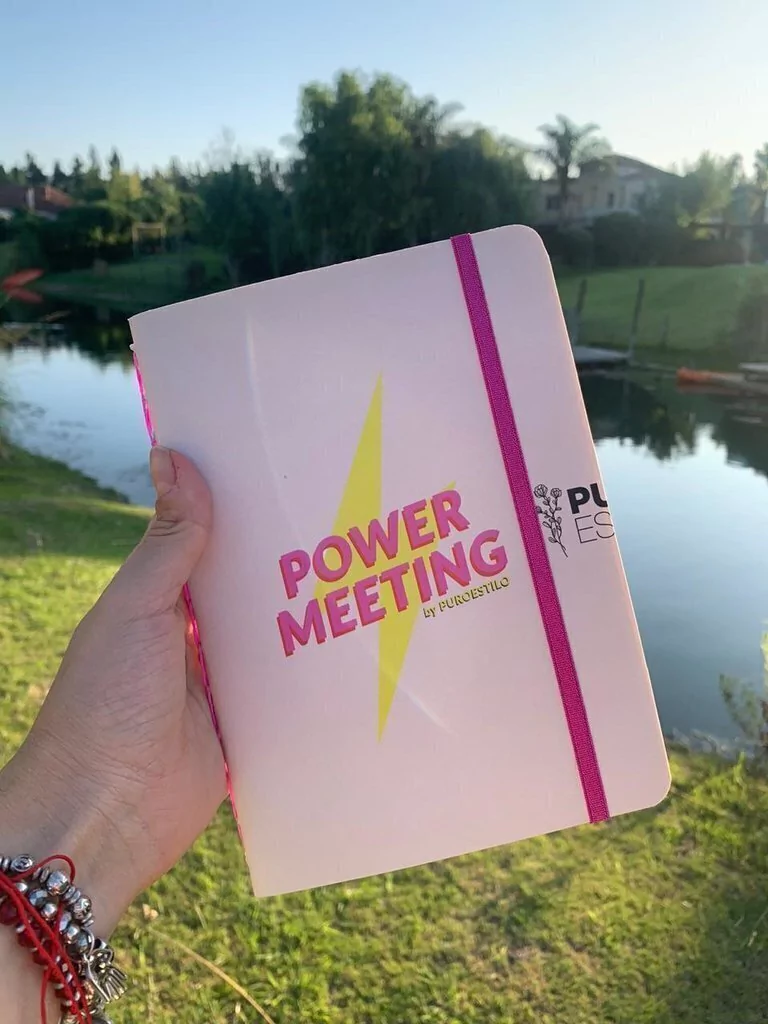 Libretas Personalizadas A5 (15*21) con elástico Souvenirs/ Workshops / regalos
