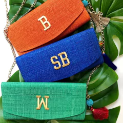 Clutch personalizada letra golden colorida - comprar online