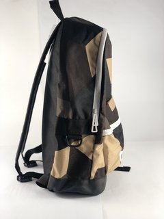 Mochila Adidas na internet