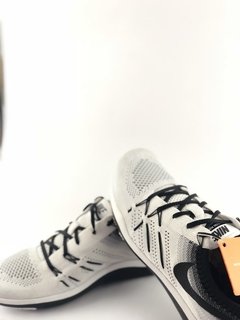 Nike Free Tr Focus Flyknit na internet