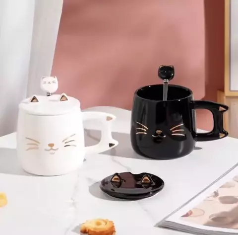 TAZA CON TAPA GATITO OREJAS GOLD