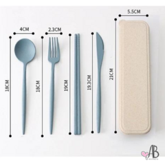 SET DE CUBIERTOS COLORES C/ ESTUCHE - comprar online