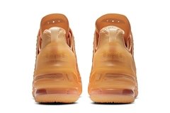 Imagem do Tênis LeBron 18 'Sisterhood'