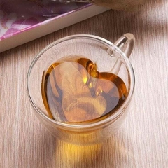 TAZA VIDRIO CORAZON 240 ML
