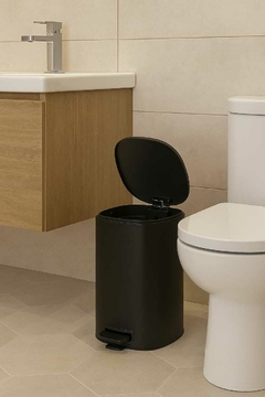 TACHO BASURA CUADRADO 5L NEGRO en internet