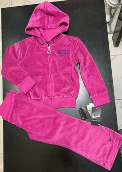 CONJUNTO NIKE FUXIA NENA