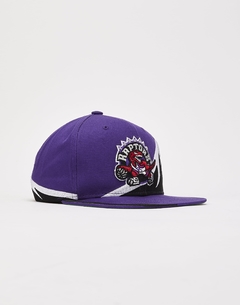 GORRA MITCHELL & NESS RAPTORS
