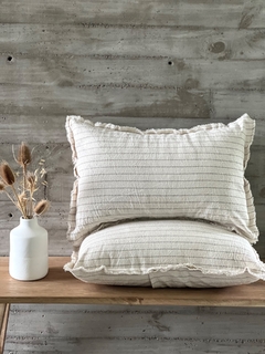 ALMOHADON PETRA HABANO 60x40 - comprar online
