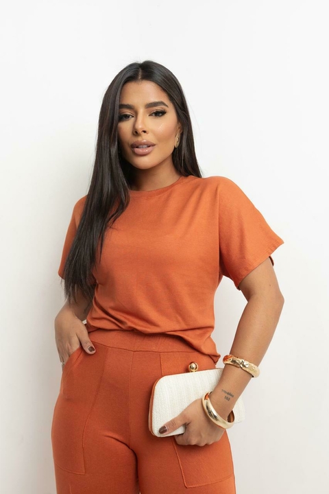 Conjunto Feminino Moletinho - Calça e Blusa: Estilo e Conforto em Um Só Look - comprar online