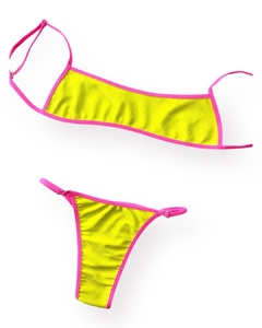 Bikini Spetini en internet