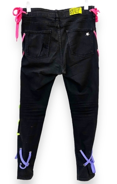 JEAN negro fluo en internet