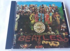 BEATLES - SGT. PEPPER'S HEARTS CLUB BAND
