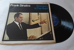 FRANK SINATRA - STRANGERS IN THE NIGHT