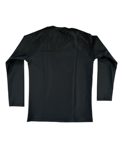 REMERA RASHGUARD UV BLACK en internet
