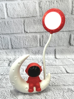 Lámpara Led de Astronauta y Luna en internet