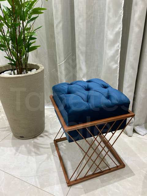 Puff Capitonê Quadrado Alumínio Azul