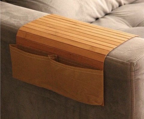 ESTEIRA BANDEJA DE BAMBU PARA BRAÇO DO SOFÁ COM SUPORTE PARA CONTROLE REMOTO E COPO - comprar online