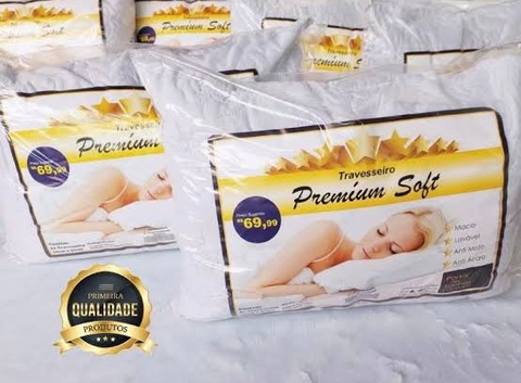 Travesseiro soft premium de poliéster.