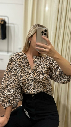 Blusa animal print - comprar online