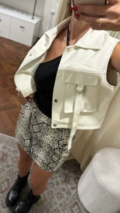 Chaleco eco cuero