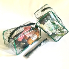 Merch Necessaire en internet