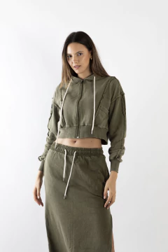 Campera RAVIKA Recorte en internet