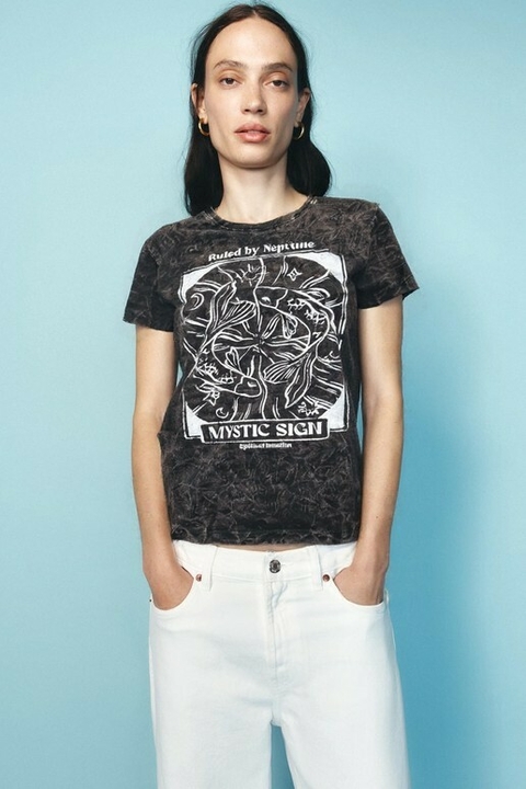 Remera Estampada Mystic Sign