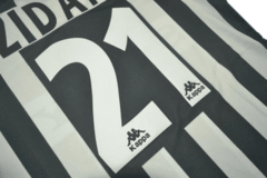 Camisa Juventus Home 1996 - Zidane 21