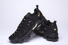 Nike Air Vapormax Plus Black Gold na internet
