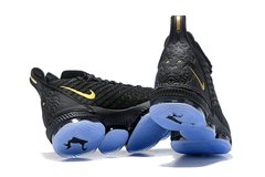 Imagem do TÊNIS NIKE LEBRON XVI