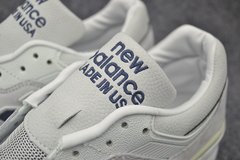 Tênis New Balance 996 na internet