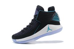 TÊNIS NIKE AIR JORDAN XXXII na internet