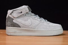 Tênis Nike Air Force 1 '07 Mid Unissex na internet