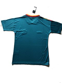 Camisa retrô Alemanha 1994 na internet