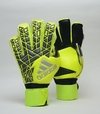 Luva de Goleiro Adidas Predator Pro