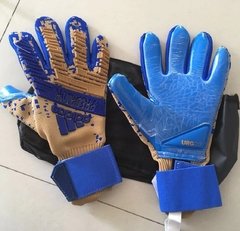 Luva de Goleiro Adidas Predator Pro