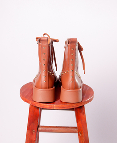 BOTA COTURNO CAREMELO LIS - loja online