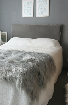 Manta Pie de Cama Nordico Premium - Zorro Gris - Ekisetum Tienda Deco