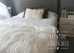 Manta Pie de Cama Nórdico Premium BLANCO