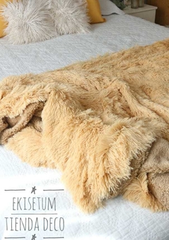 Manta Reversible Ultra Soft y Corderito CAMEL