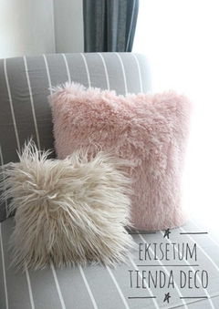 Almohadón Piel Ultra Soft Rosa Bebe en internet