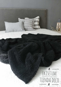 Manta Corderito Pile Soft Negro - comprar online