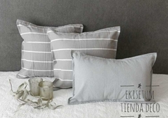 Almohadón Tusor Rayado Inverso GRIS CLARO - comprar online